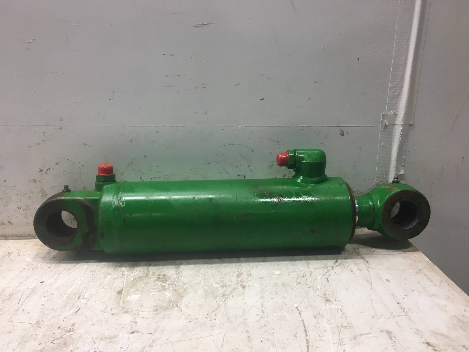 LIFT CYLINDER