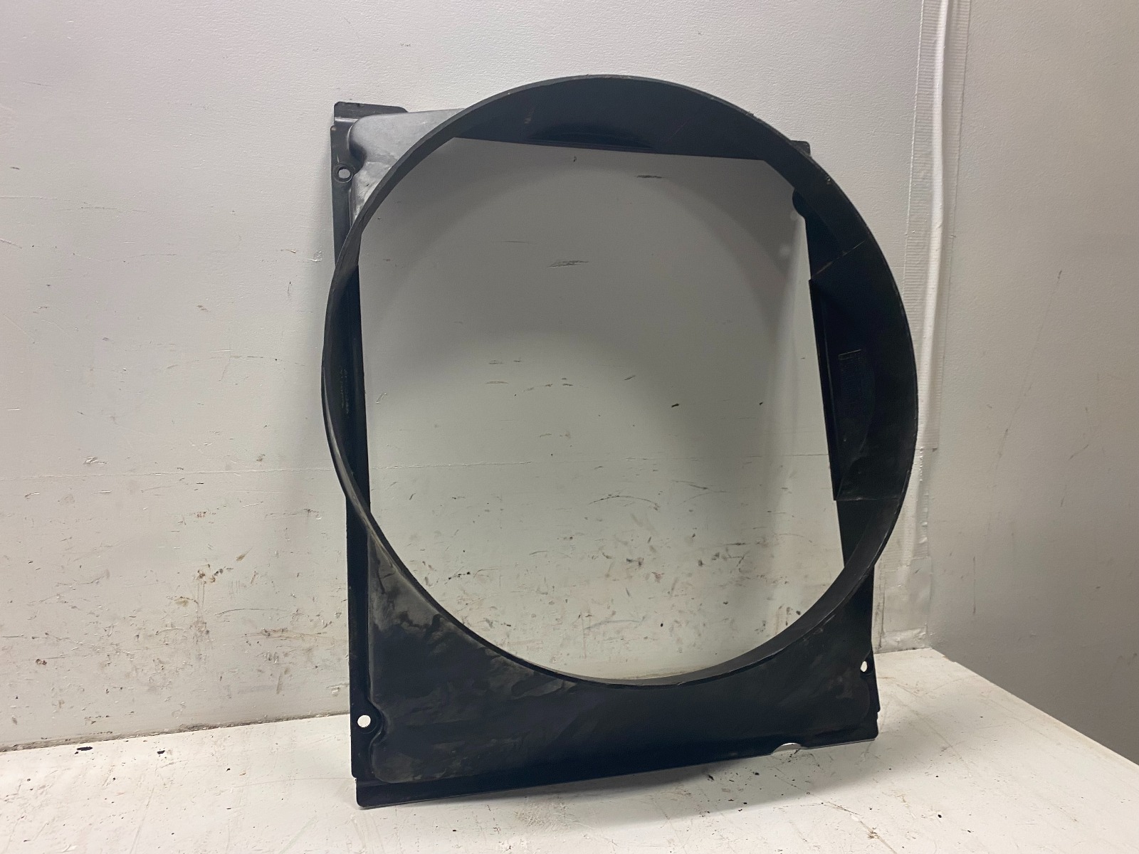 RADIATOR SHROUD