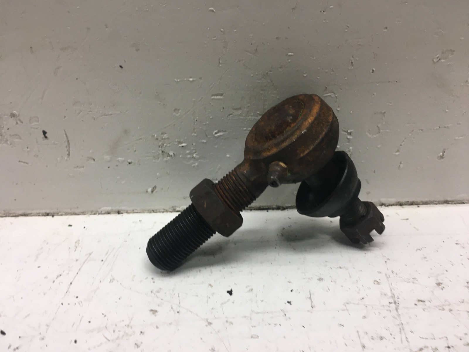 TIE ROD END - L.H.