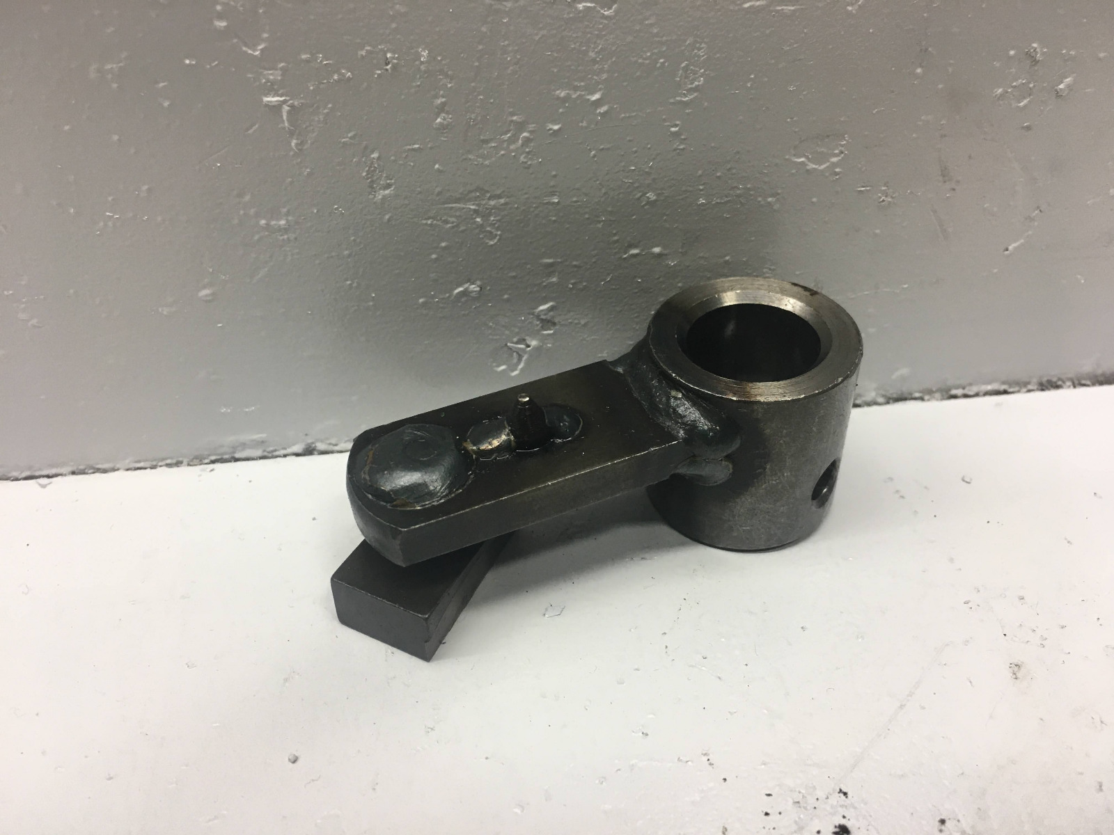 MID PTO SHIFT ARM