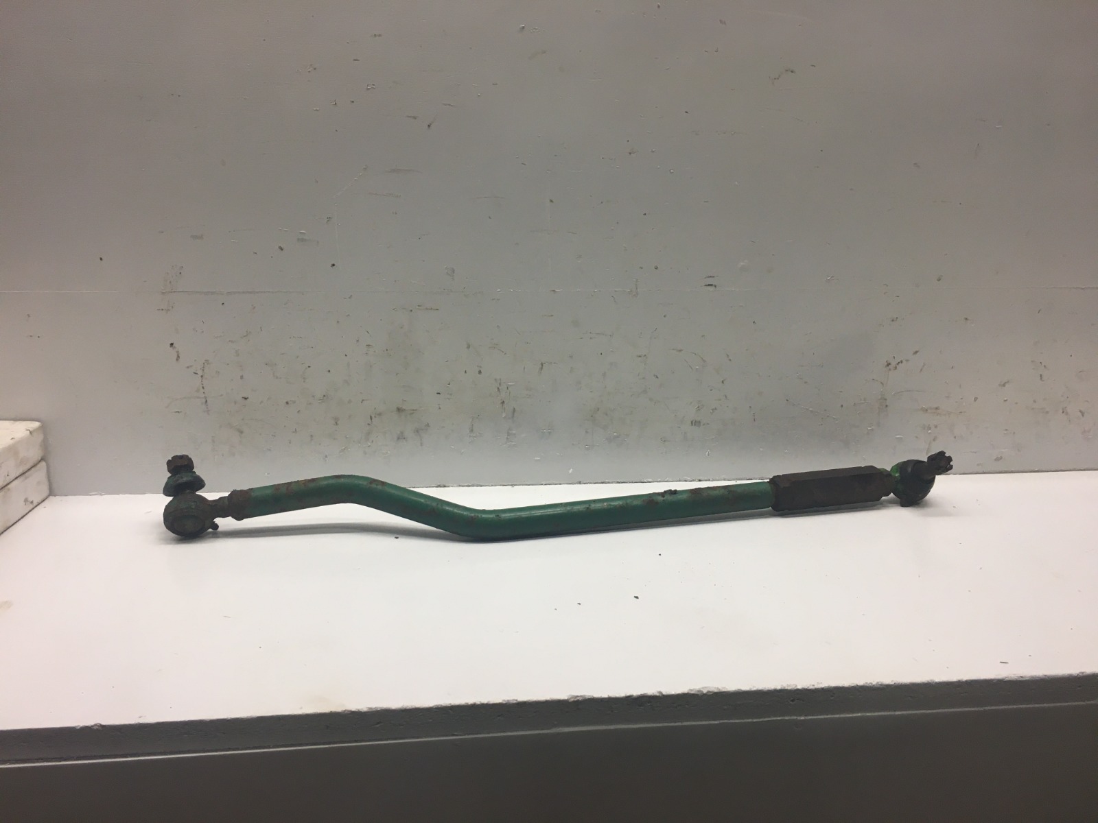DRAG LINK ASSEMBLY