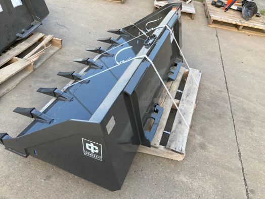 IronCraft 72" low profile skid steer tooth bucket