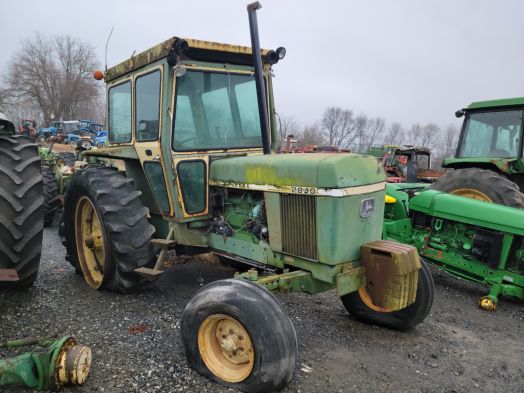 John Deere 2840 Salvage Tractor