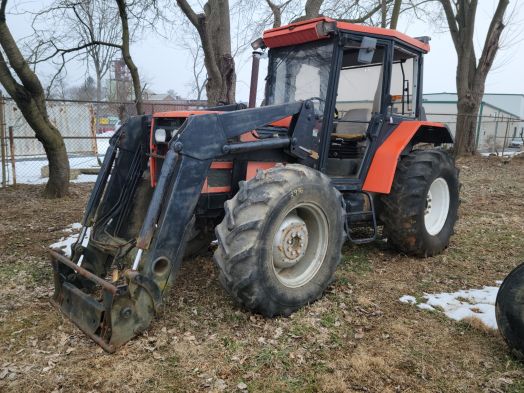 AGCO 6690 Salvage Tractor