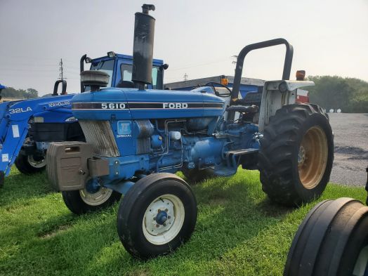 Ford 5610 II tractor