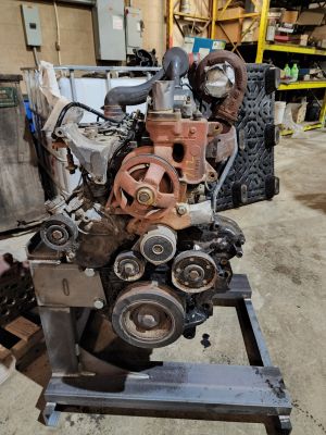 FORD/NH 304T ENGINE