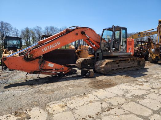 Hitachi ZAXIS 225USLC Salvage Unit #2065