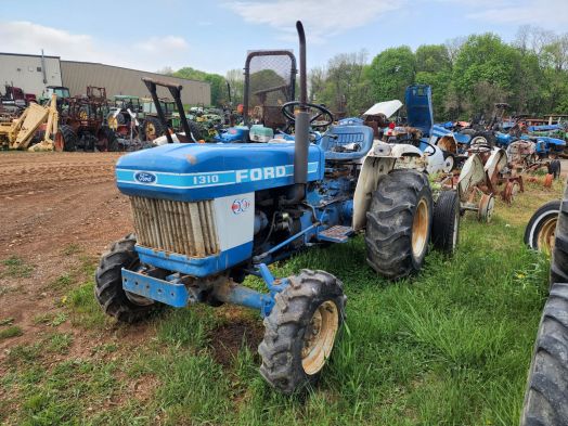 Ford 1310 Salvage Tractor