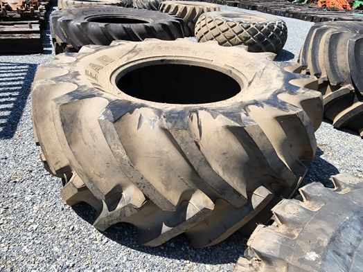 Goodyear 800/65R32 tractor tire