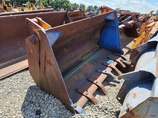 LOADER BUCKET 72" 4N1