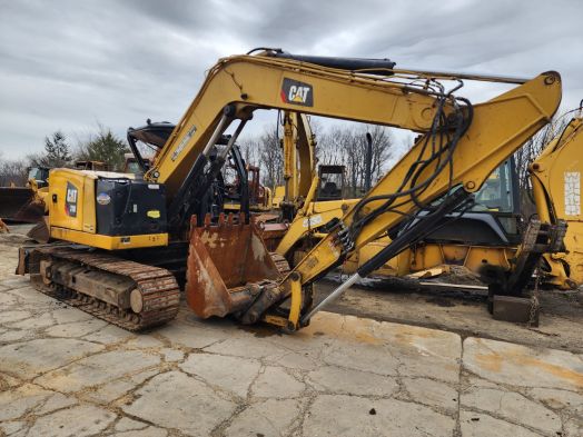 CAT 310 Salvage Unit