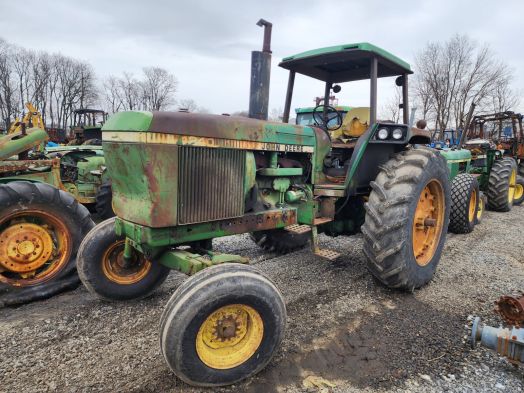 John Deere 4240 Salvage Tractor