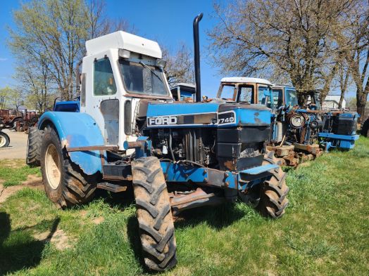 Ford 7740 Salvage Tractor 