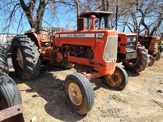 Allis Chalmers D19 Salvage Tractor