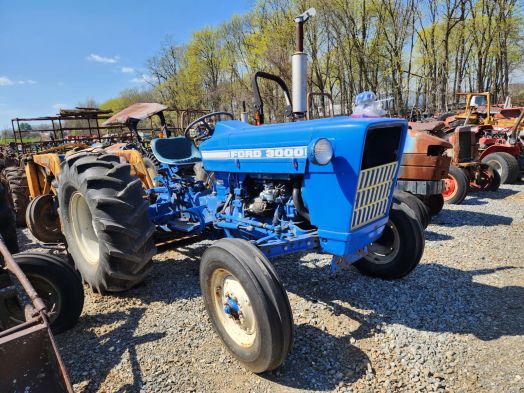 Ford 3000 Salvage Tractor 