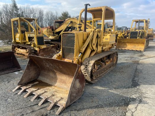 John Deere 455E crawler loader