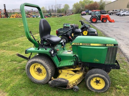 John Deere 655 4x4 54" mower