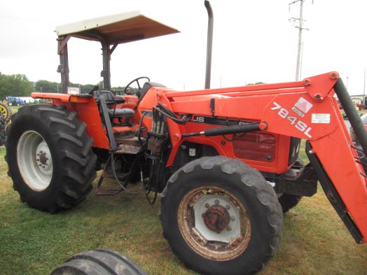 Agco Massey Ferguson 8745 4x4 tractor loader