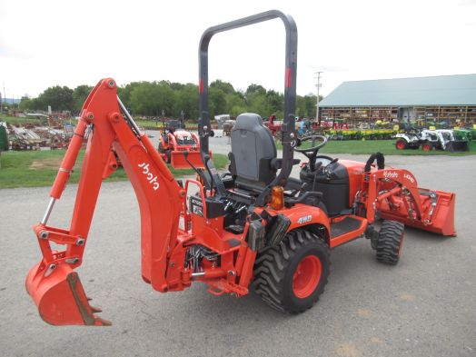 Kubota BX23s loader backhoe