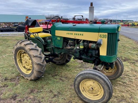 John Deere 430 2 cyl tractor 