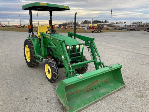 John Deere 4410 4x4 loader