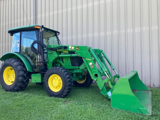 John Deere 5065e 4x4 cab loader