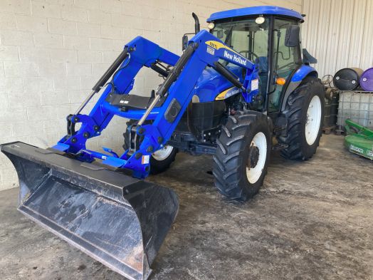 New Holland TD5050 4x4 loader