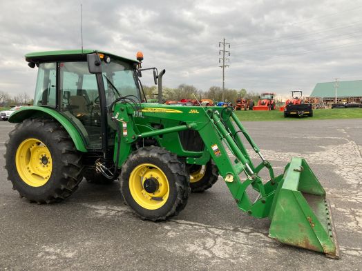 John Deere 5101E 4x4 cab loader tractor 