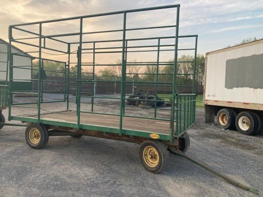 Diller 7.5x14 hay wagon with John Deere gear