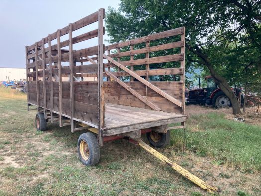 New Holland 7x17 wood hay rack wagon
