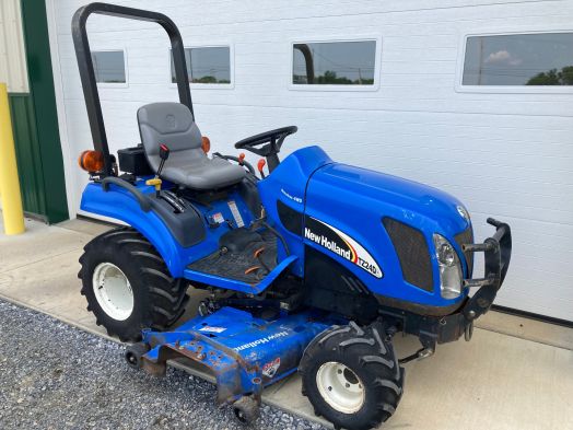 New Holland TZ24DA with 60" belly mower