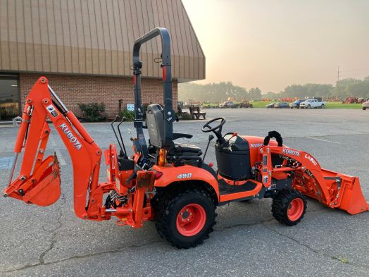 Kubota BX23s 4x4 tractor loader backhoe
