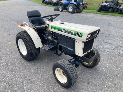 Bolens G152 compact tractor