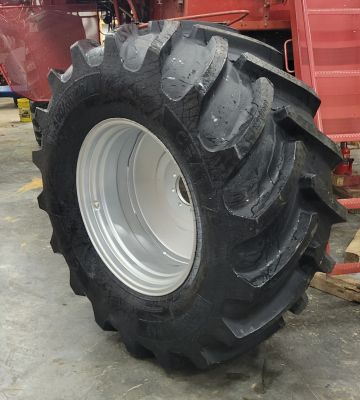 Pair of Ceat Farmax R65 600/65R28 tires on rims
