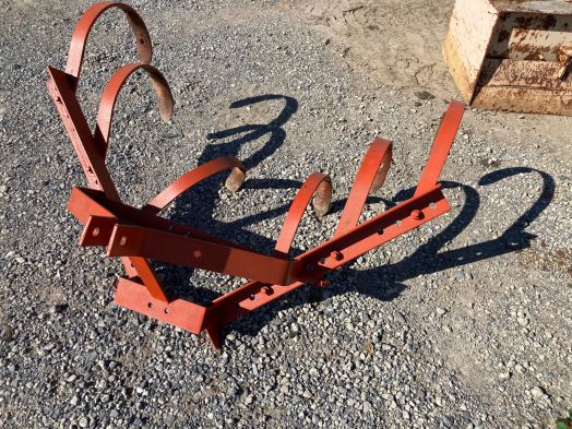 Red 1 row 3pt cultivator