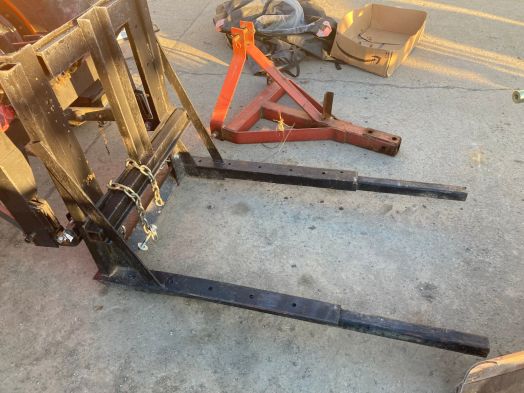 Black 3pt carrier frame 