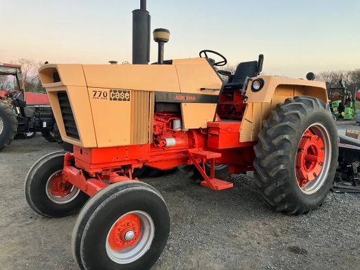 Case 770 tractor