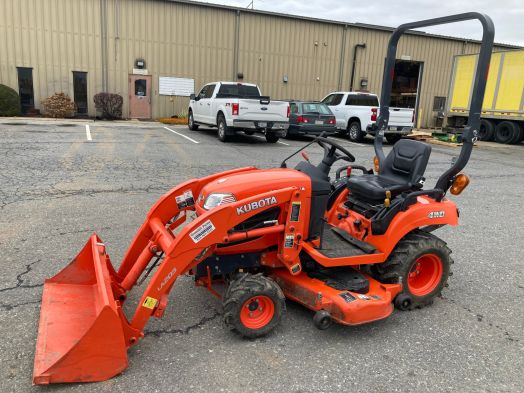 Kubota BX1870 tractor loader mower