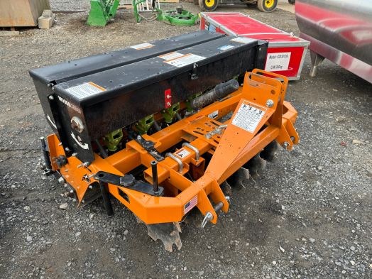 Woods CSS48DLG compact super seeder used
