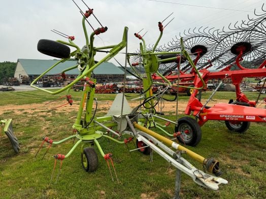 Claas Volto 52T 4 star hay tedder