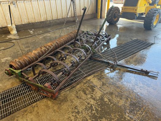 Brillion 10' roller harrow