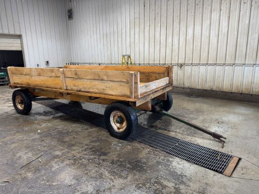 14' flat wagon with sides