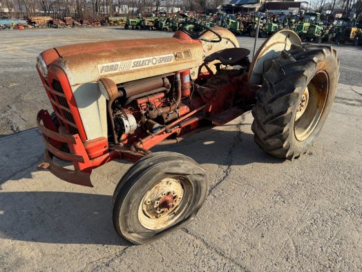 Ford 801 gas SOS tractor