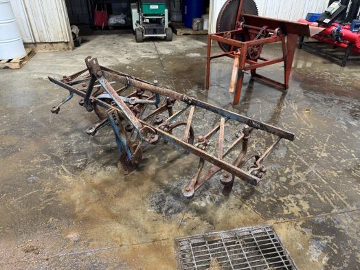 Pittsburgh 2 row 3pt cultivator