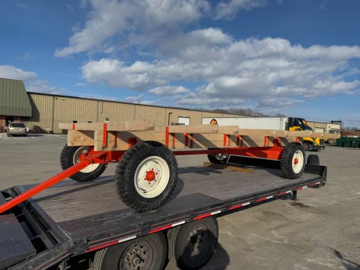 Allis Chalmers 16' round bale wagon 