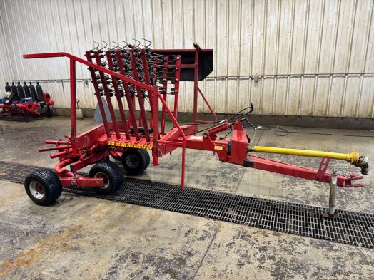 Pequea HR1140 rotary rake 