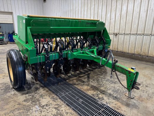 Great Plains 10' no till grain drill with small seed box