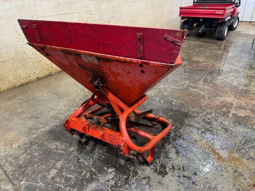 Lely 3pt spin spreader 