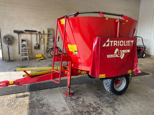 Trioliet SoloMix TMR mixer 