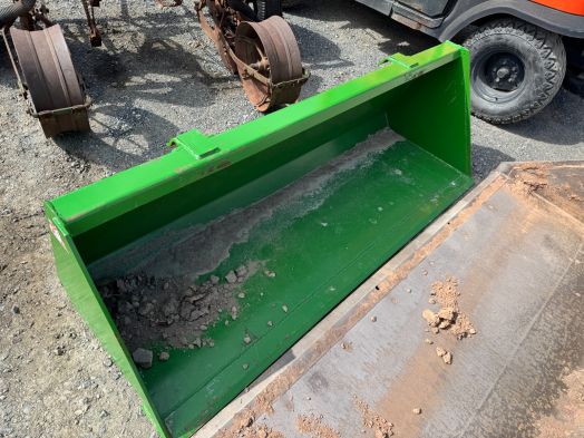 JD Kivel 72" loader bucket 300, 400 & 500 series loaders